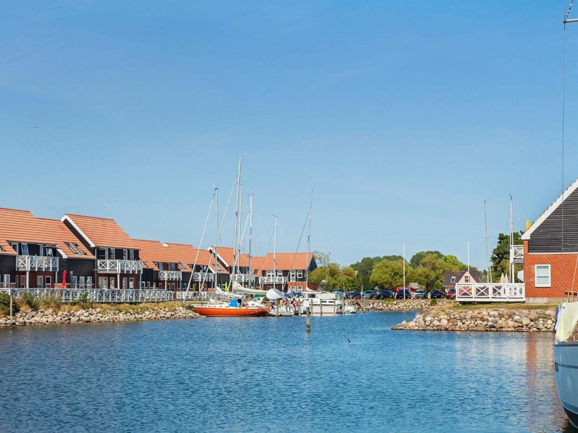4 Person Holiday Home On A Holiday Park In Borre エクステリア 写真